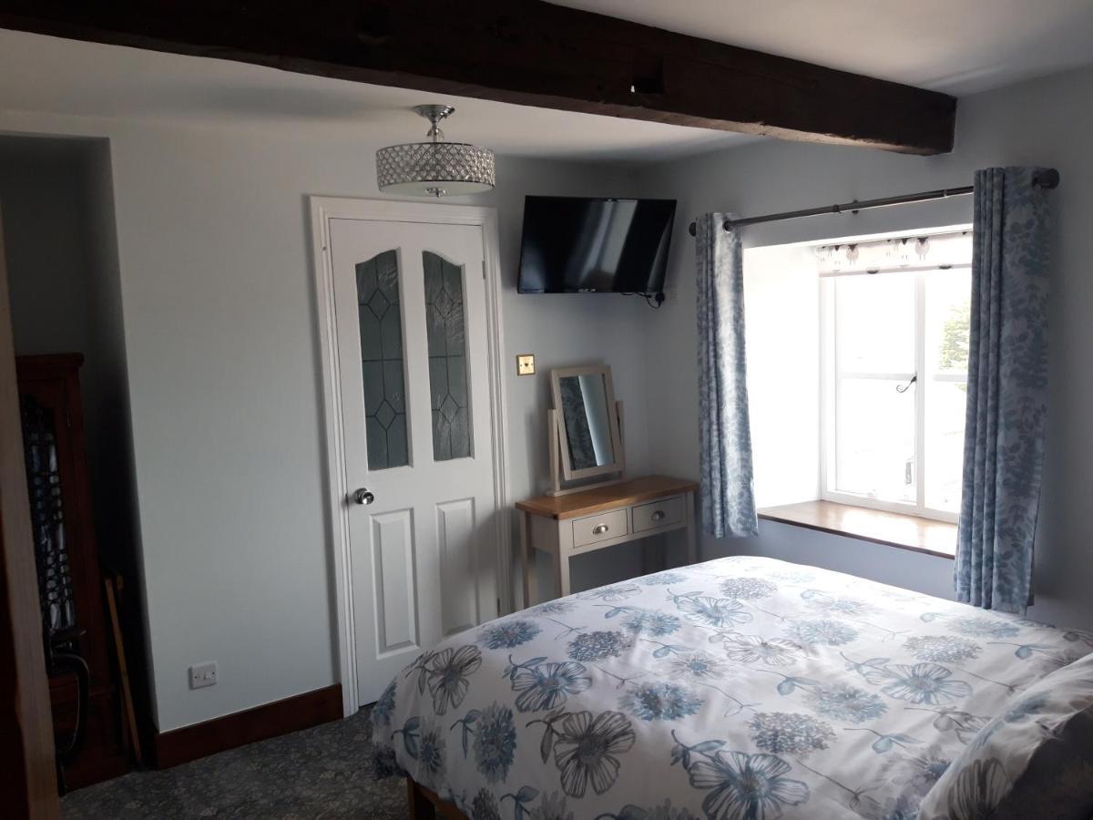Upper Eyton Farmhouse B&B Alberbury 外观 照片