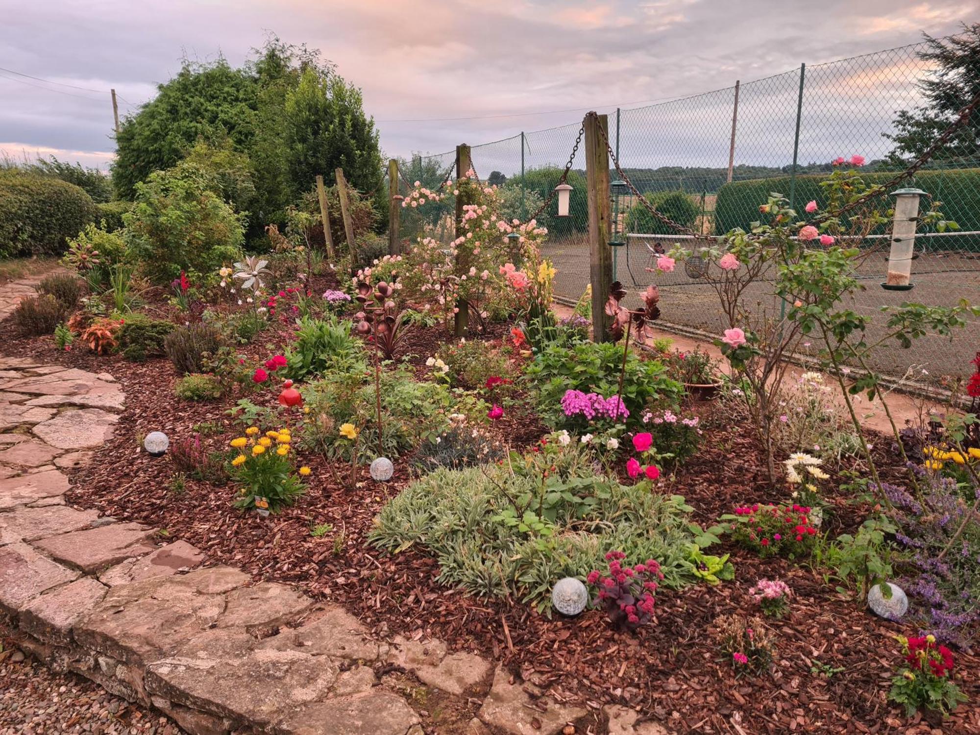 Upper Eyton Farmhouse B&B Alberbury 外观 照片