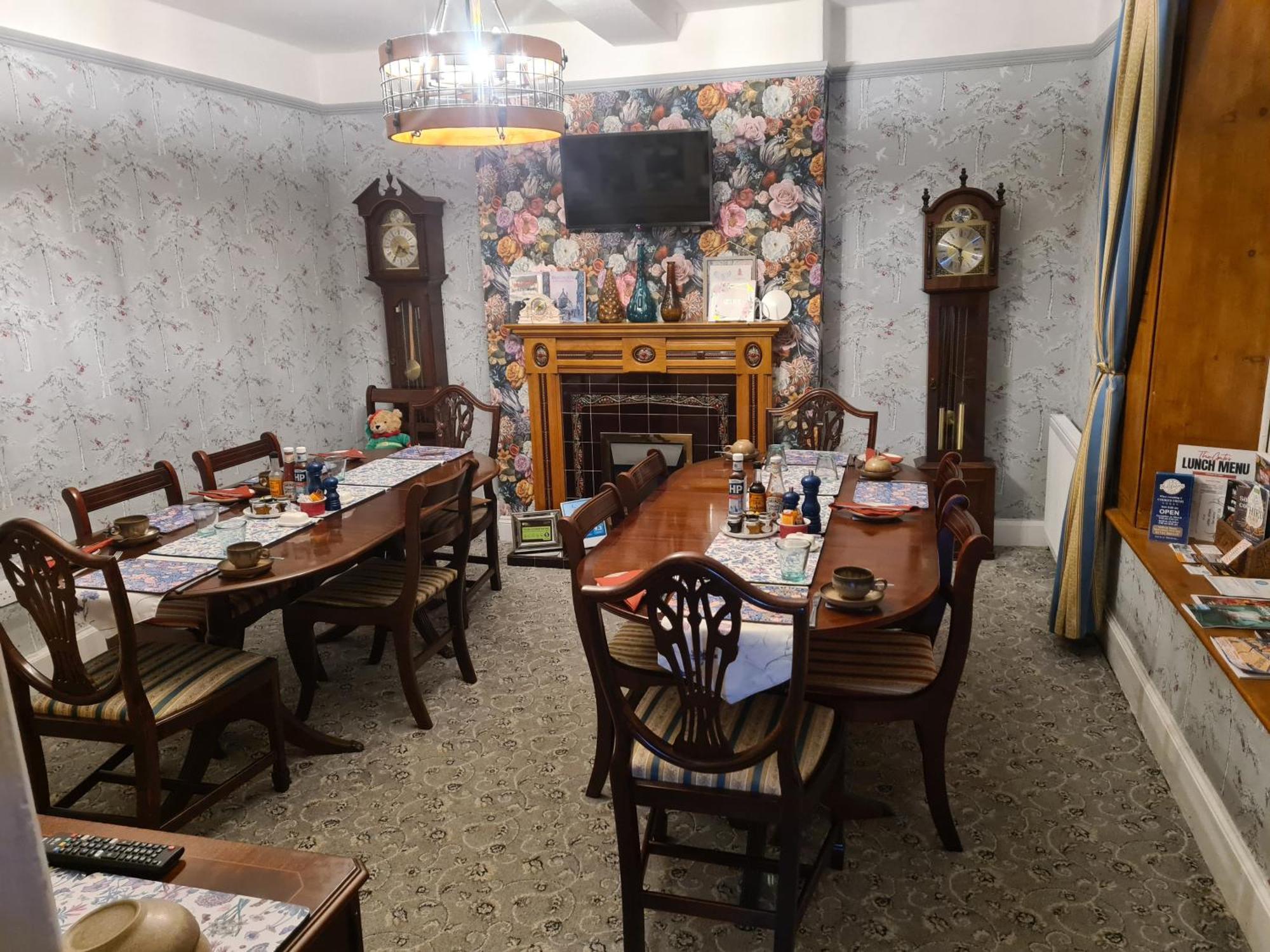 Upper Eyton Farmhouse B&B Alberbury 外观 照片